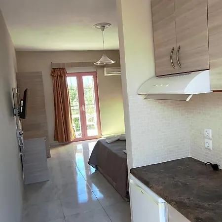 Ferienwohnung Anaxos Alex Exterior foto